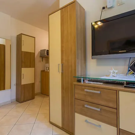 One-bedroom In 8