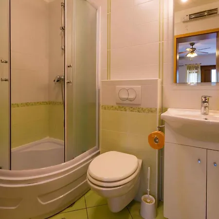 One-bedroom In 8 크리크베니카