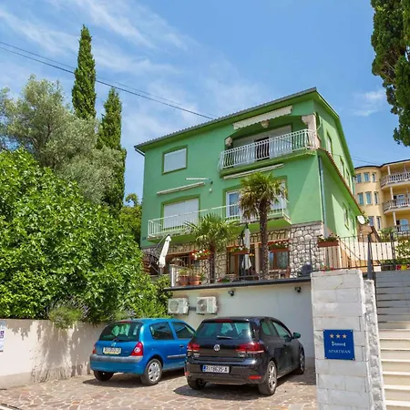 One-bedroom In 8