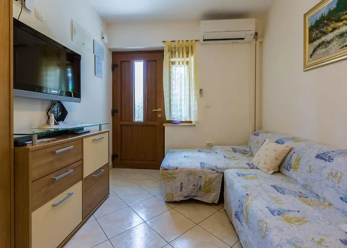 Daire One-bedroom In 8 *