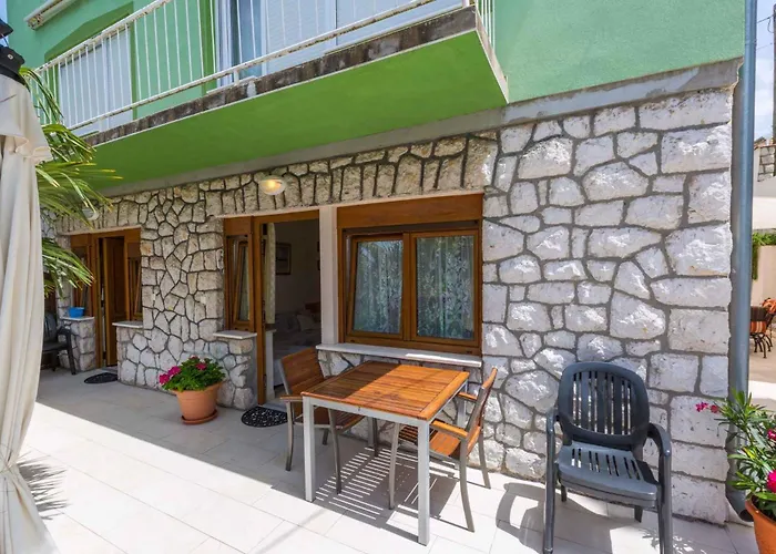 One-bedroom In 8 Crikvenica